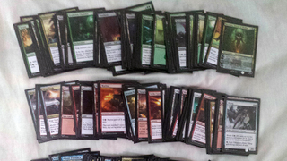 Fans Create <i>StarCraft</i>-Themed <i>Magic: The Gathering </i>Decks